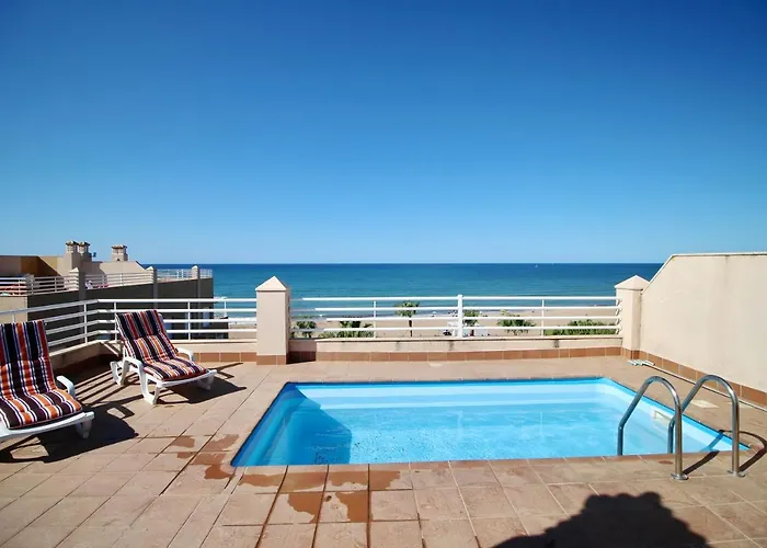 Ático espectacular con piscina privada en primera línea de playa
