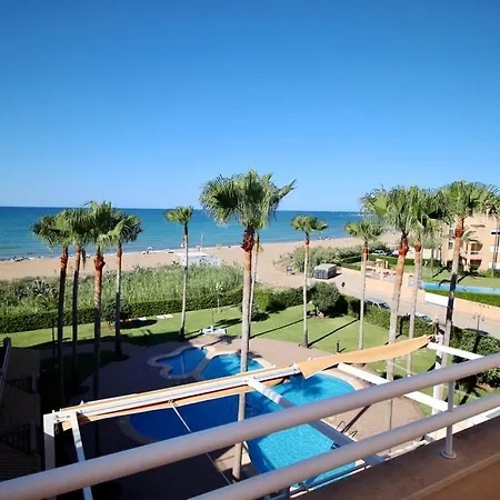 Apartamento ático Espectacular Con Piscina Privada En Primera Línea De Playa